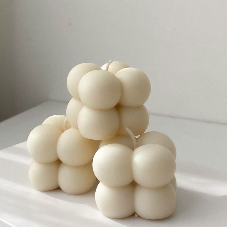 Bougie Sculptée Élégance – Parfum Vanille & Oud | Min : 5